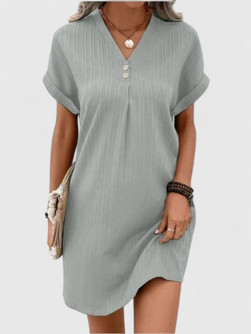 Massie | Šaty s Drapérií" can be rephrased as "Massie | Draped Dress.