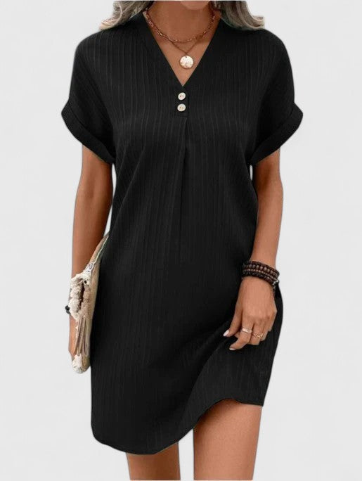 Massie | Šaty s Drapérií" can be rephrased as "Massie | Draped Dress.