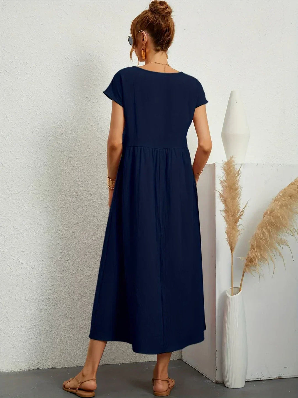 Gabrielle™ — Midi šaty s nadčasovou elegancí