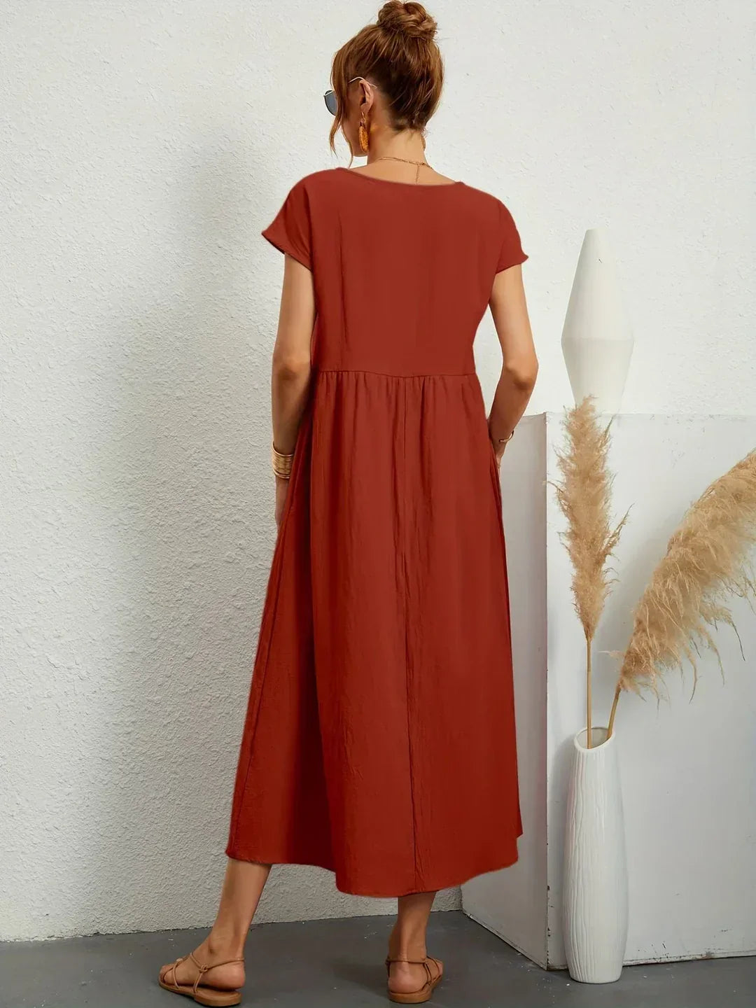 Gabrielle™ — Midi šaty s nadčasovou elegancí