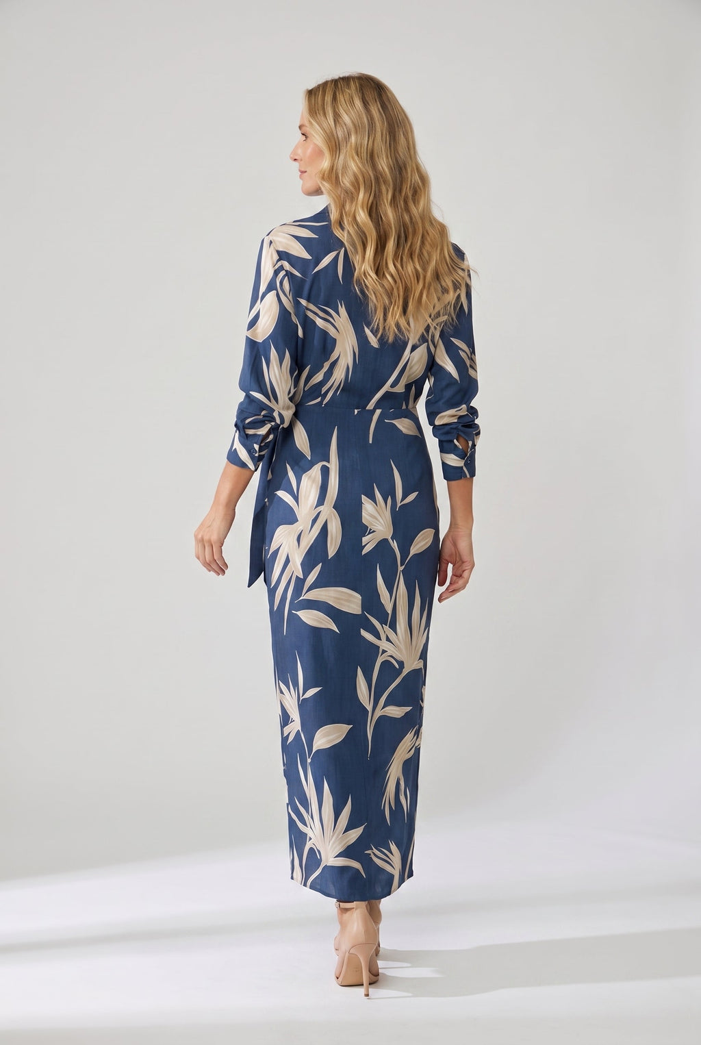 Maxi zavinovací šaty s V výstřihem pro ženy s potiskem listů